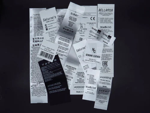Etichette per tessuto